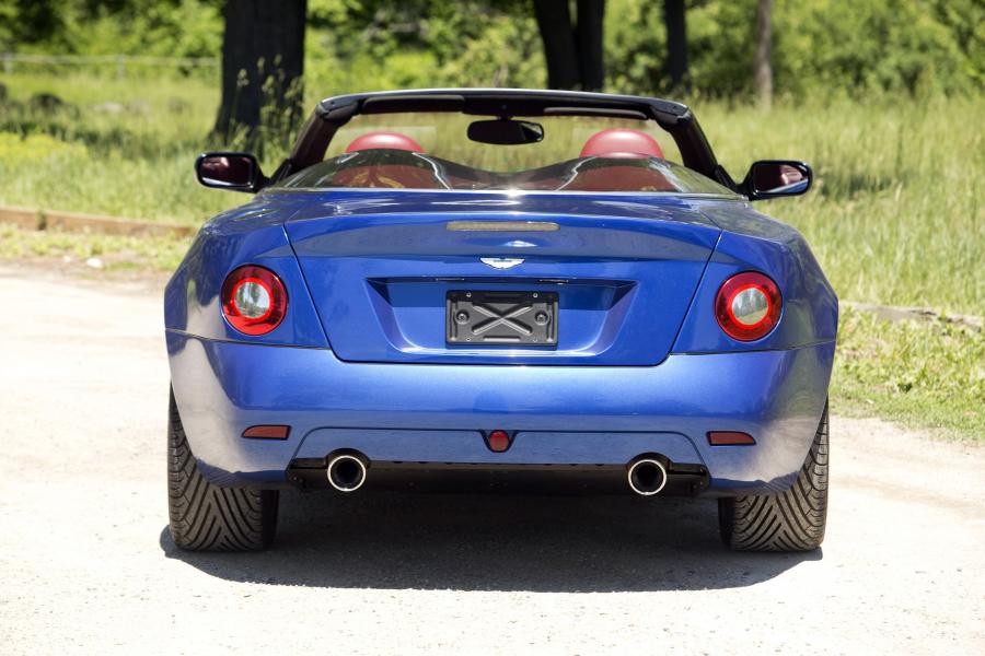  Aston Martin V12 Vanquish Roadster Zagato 2004 года  (фото 15 из 24)